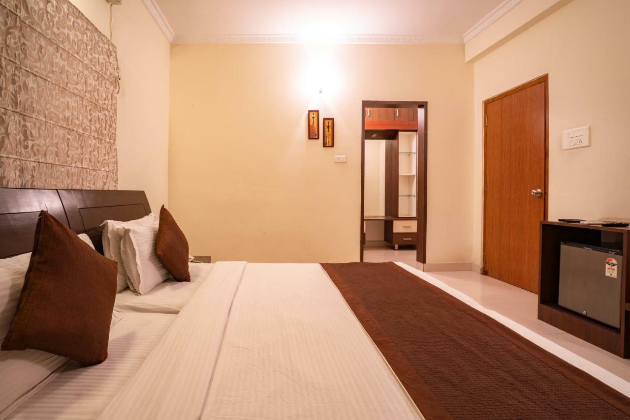 Blueberry Service Apartments Hyderabad Exterior photo