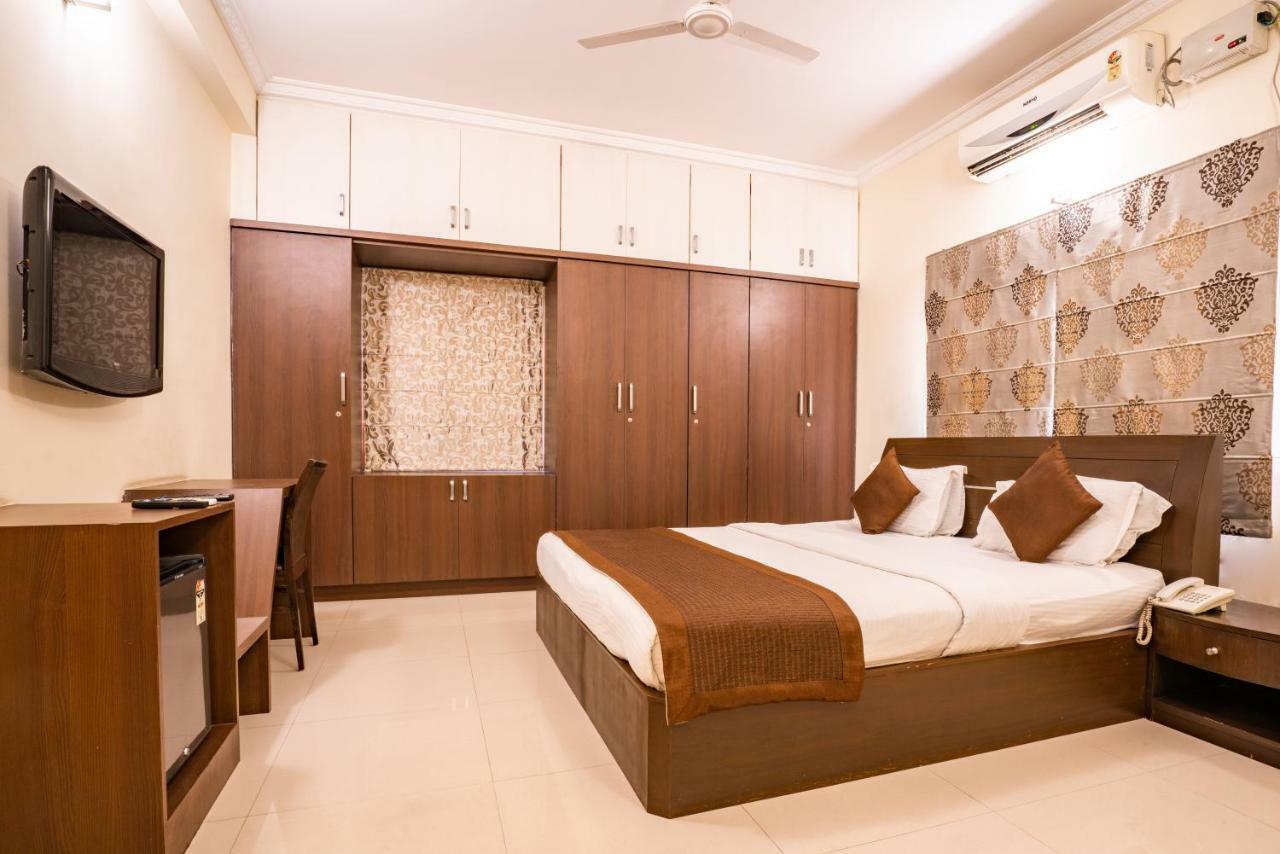 Blueberry Service Apartments Hyderabad Exterior photo